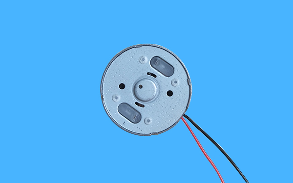 300七彩噴水音箱直流電機(jī) 300七彩噴水音箱直流電機(jī)